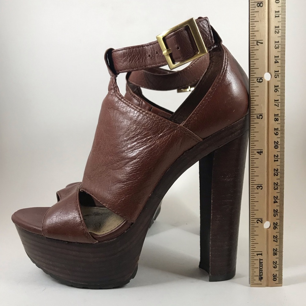 Jessica Simpson Cognac Platforms Size 5